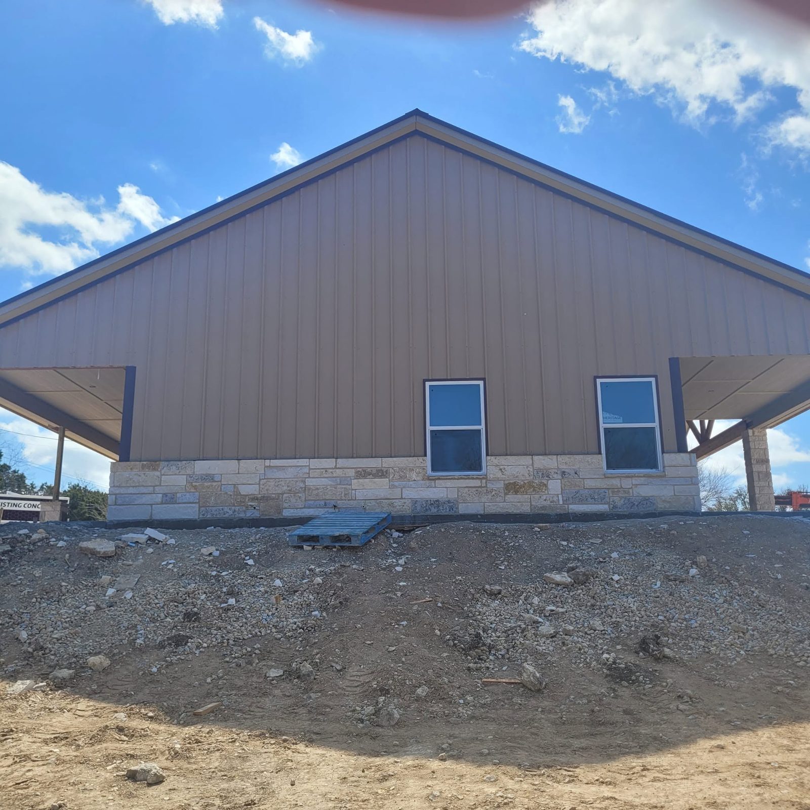 Sheeted and trimmed! — photo 4